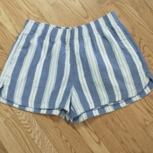 Old Navy Pull On The Believe 100% Cotton Shorts With Pockets Large